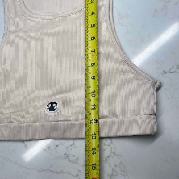Kouii Top Crop Tank Athleisure Fitted Sleeveless Cream Size Large (Juniors) - Picture 7 of 9